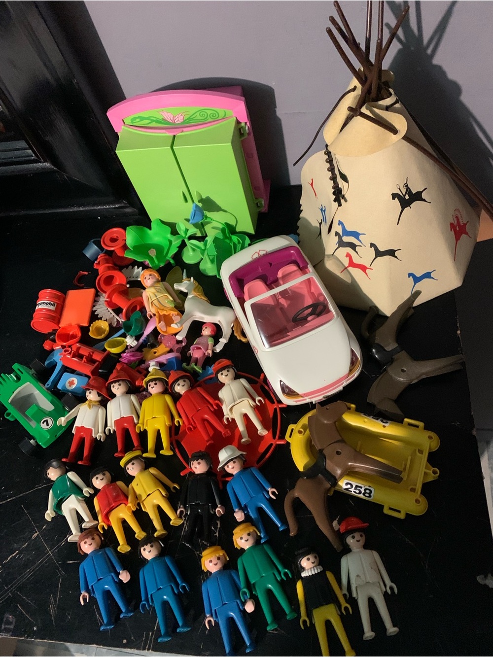 Vintage/Modern 1970’s Playmobil Mixed Lot Of Figures, Accessories ETC